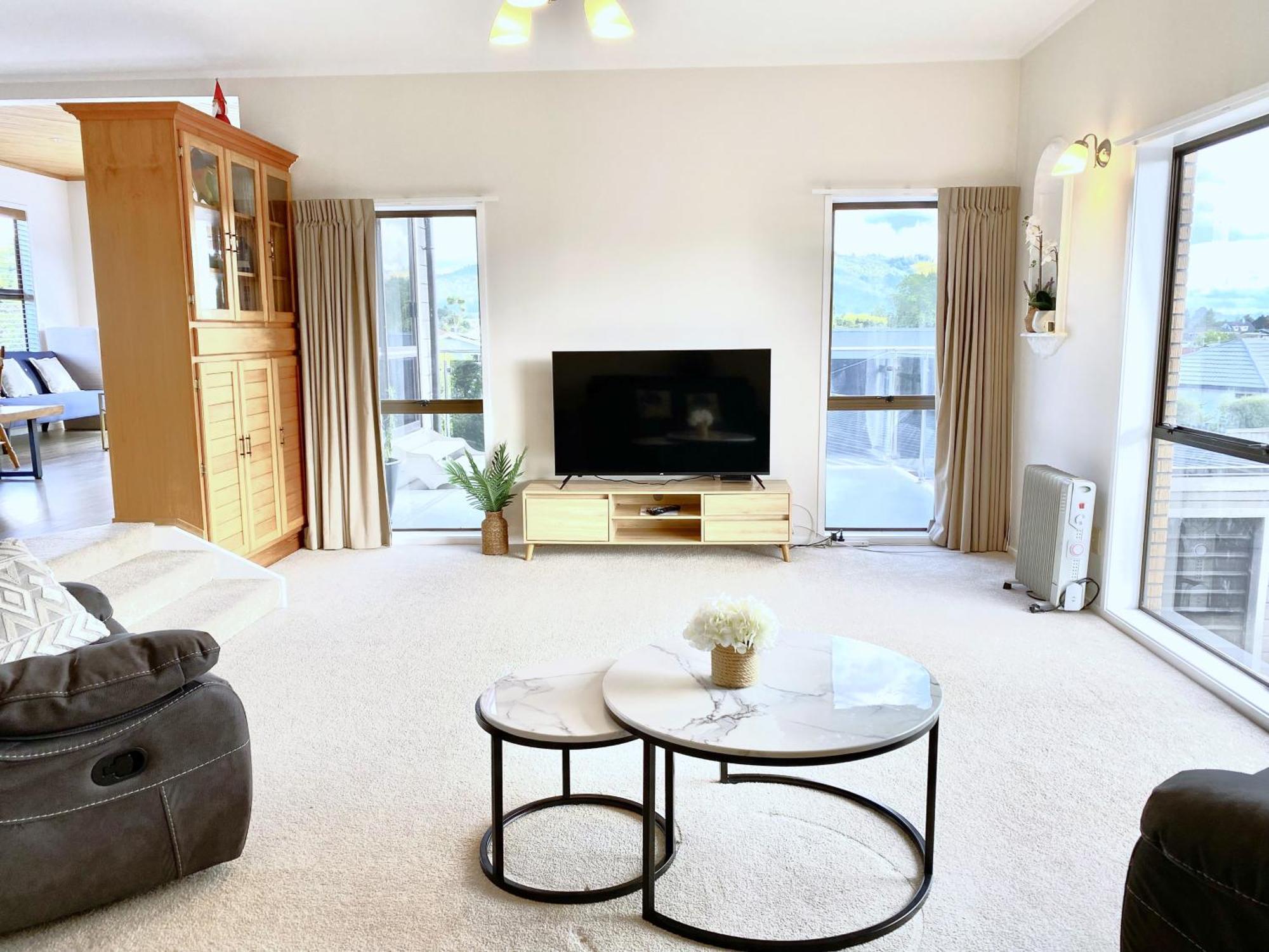 Spacious Retreat With Mountain View Rotorua Eksteriør bilde